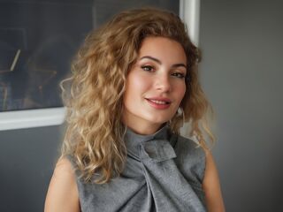 AurelieKamya's Live cam video Profile Image
